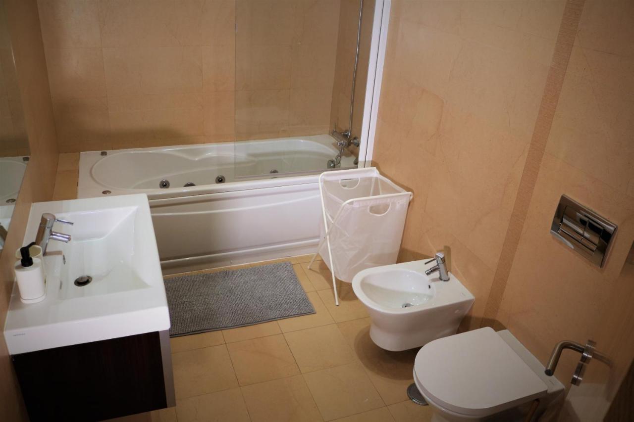 Lovely Apartment In Carvoeiro By The Beach 外观 照片