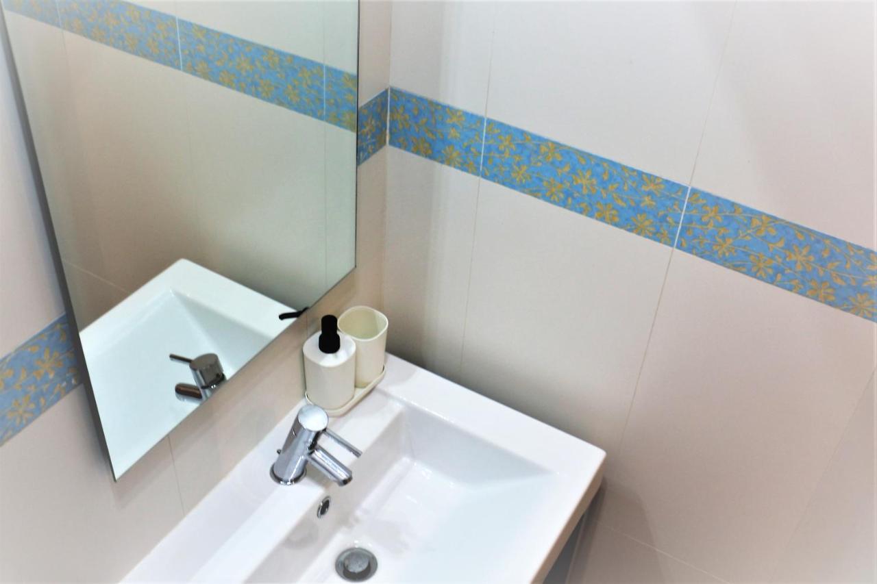 Lovely Apartment In Carvoeiro By The Beach 外观 照片
