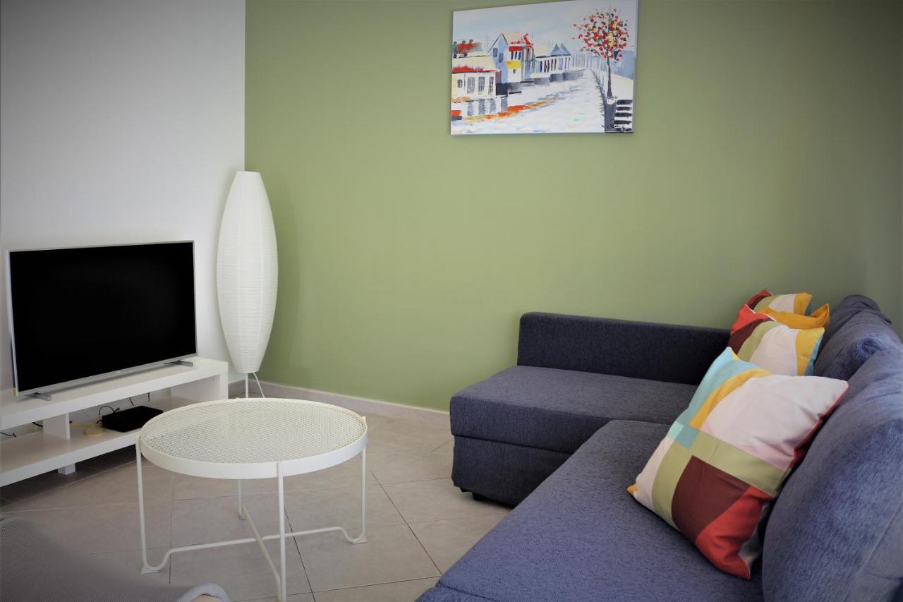 Lovely Apartment In Carvoeiro By The Beach 外观 照片