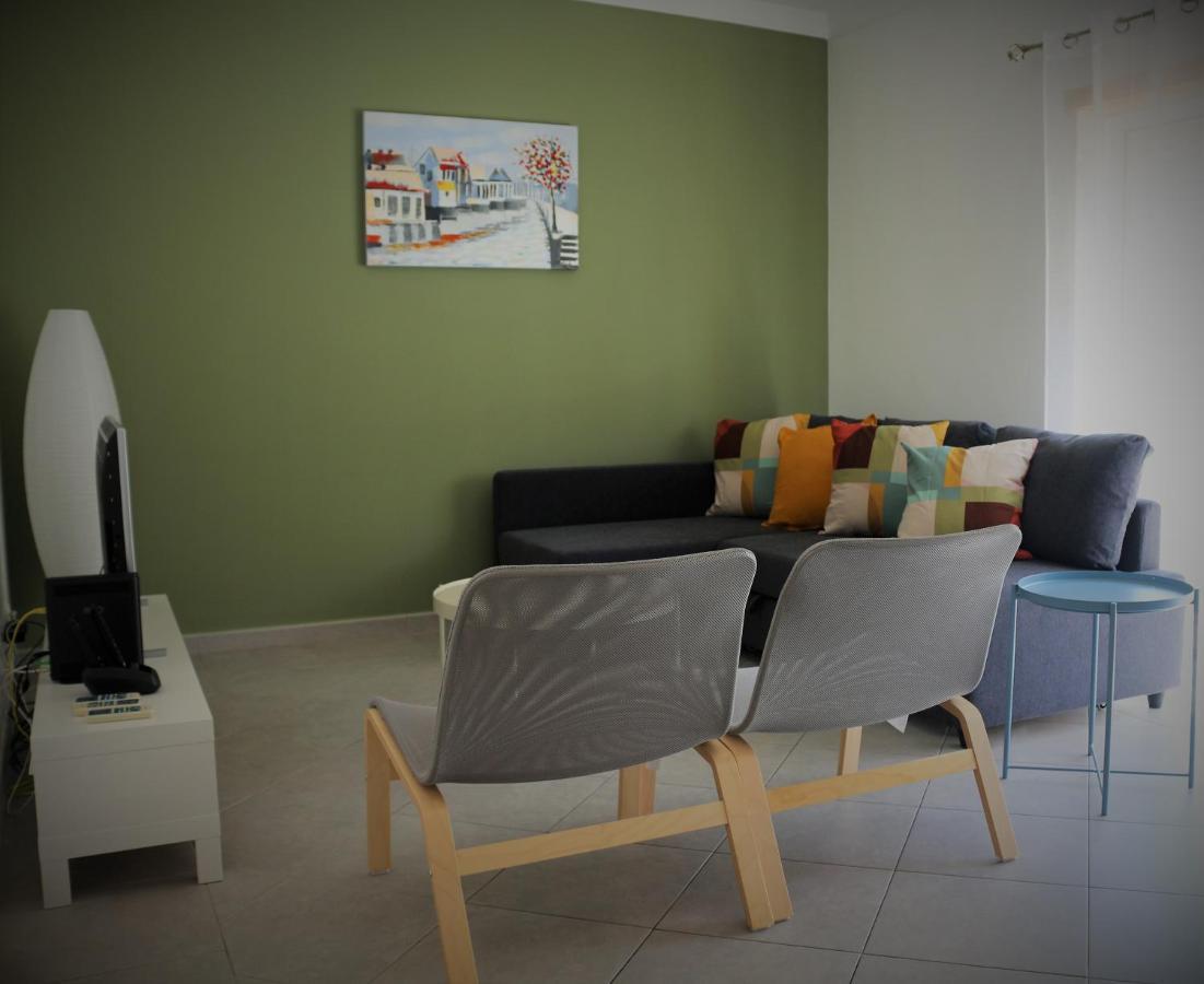 Lovely Apartment In Carvoeiro By The Beach 外观 照片